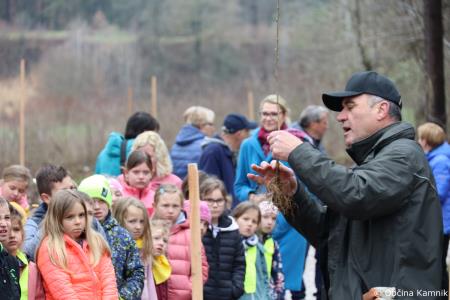 Z zasaditvijo dreves smo uradno odprli kolesarsko povezavo Kamnik–Godič (42)